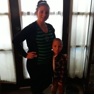 Meet your Posher, Danielle